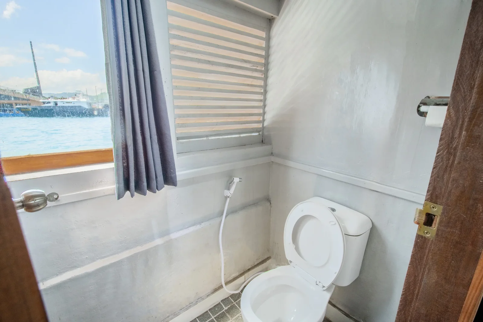 Private Cabin 2