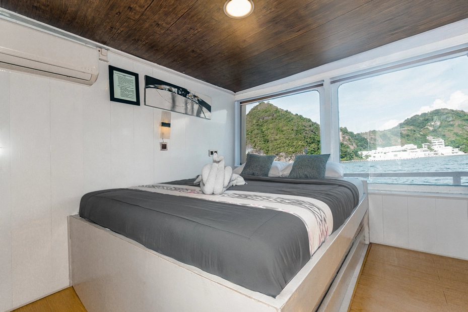 Private Cabin 1