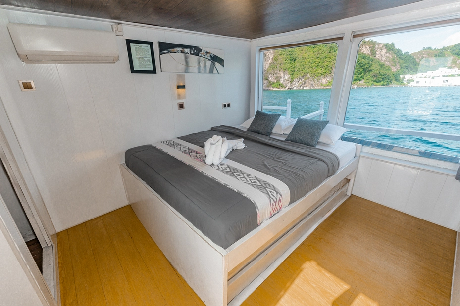 Private Cabin 1