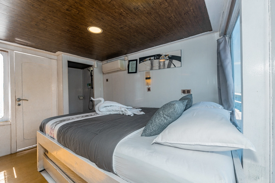 Private Cabin 1