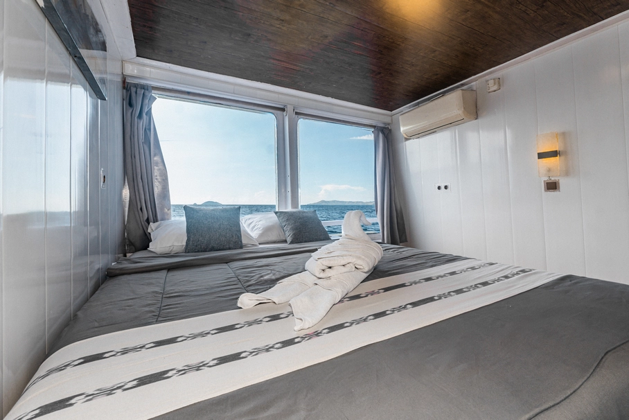 Private Cabin 2