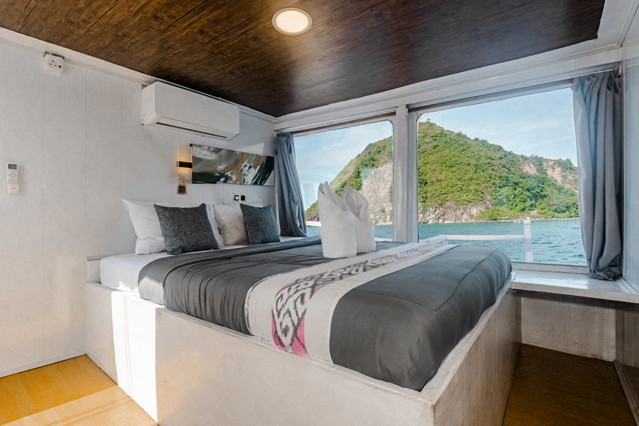 Private Cabin 3