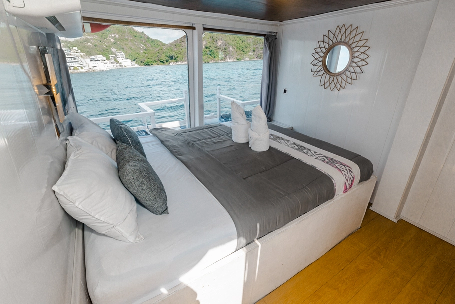 Private Cabin 3