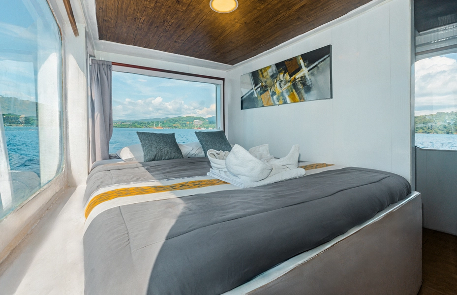 Private Cabin 4