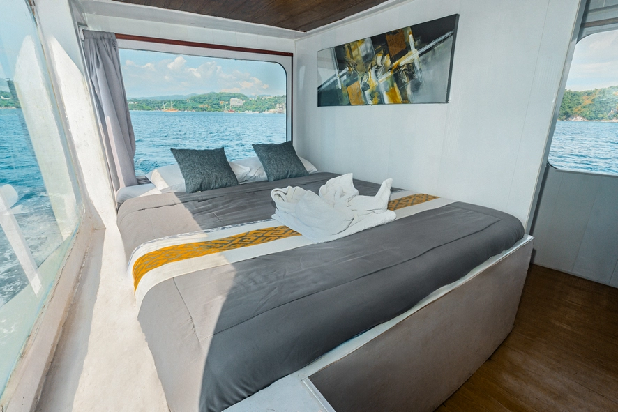 Private Cabin 4
