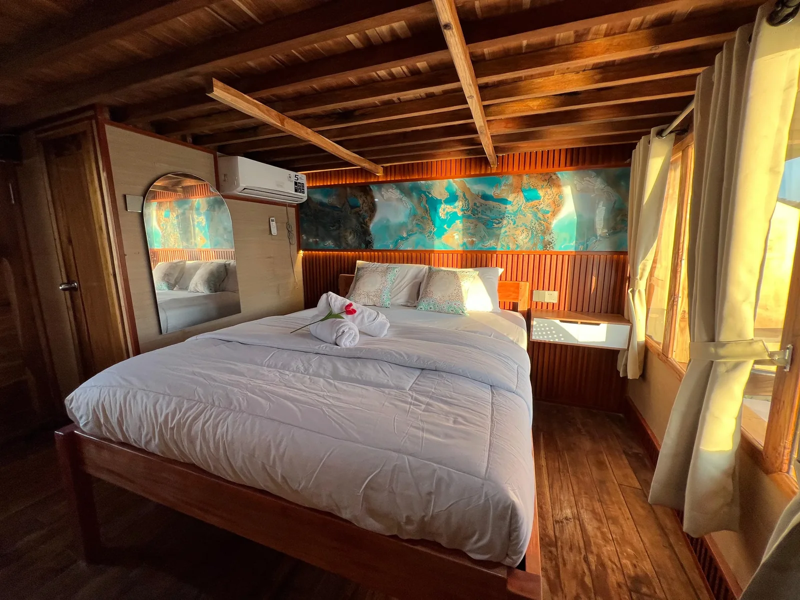 Private Cabin