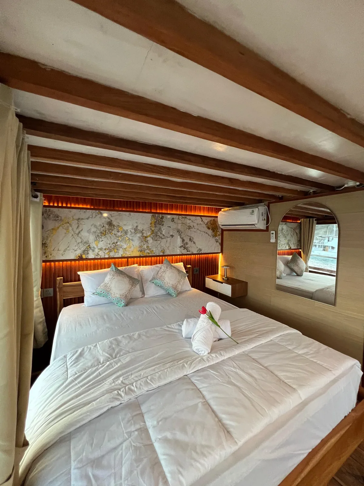 Private Cabin