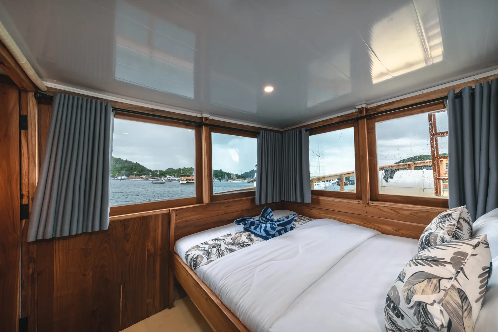 Deluxe Cabin 1