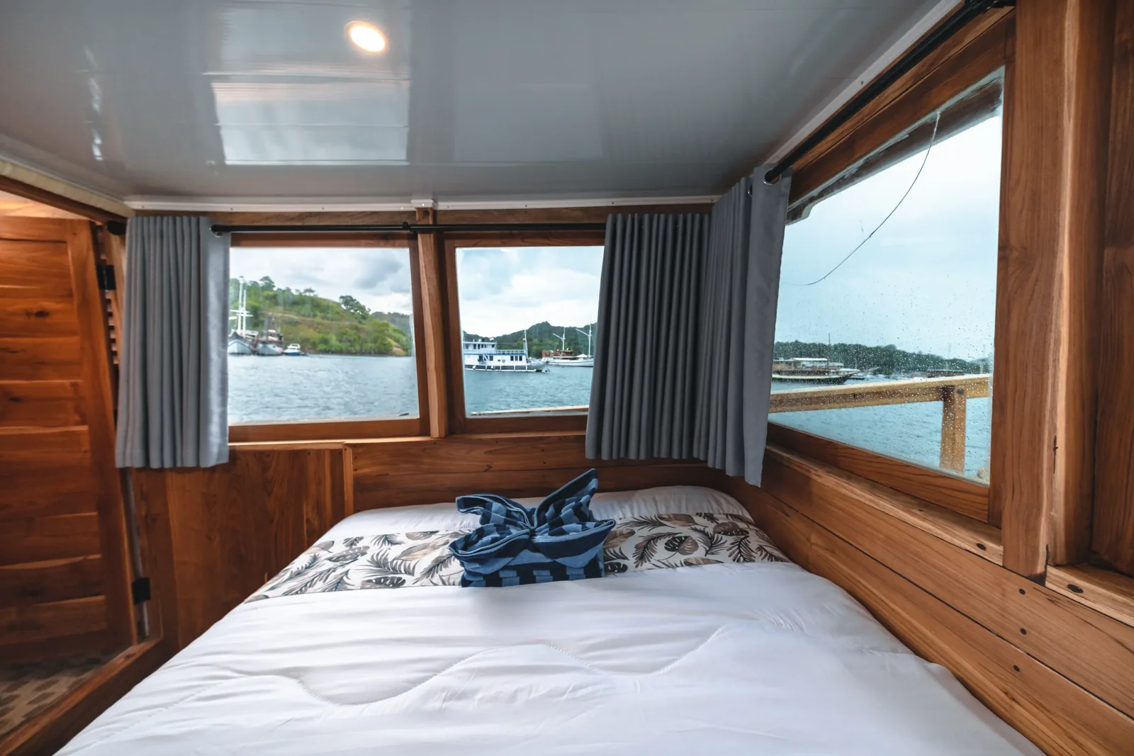 Deluxe Cabin 1