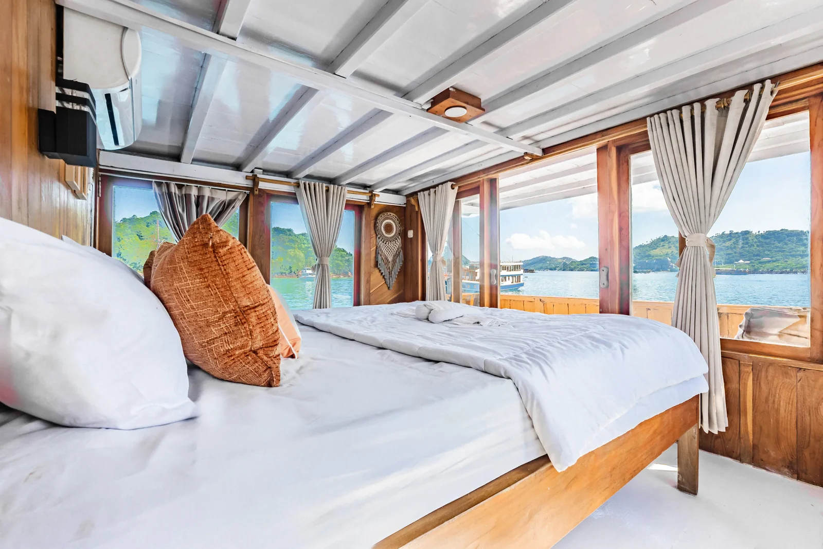 Master Cabin