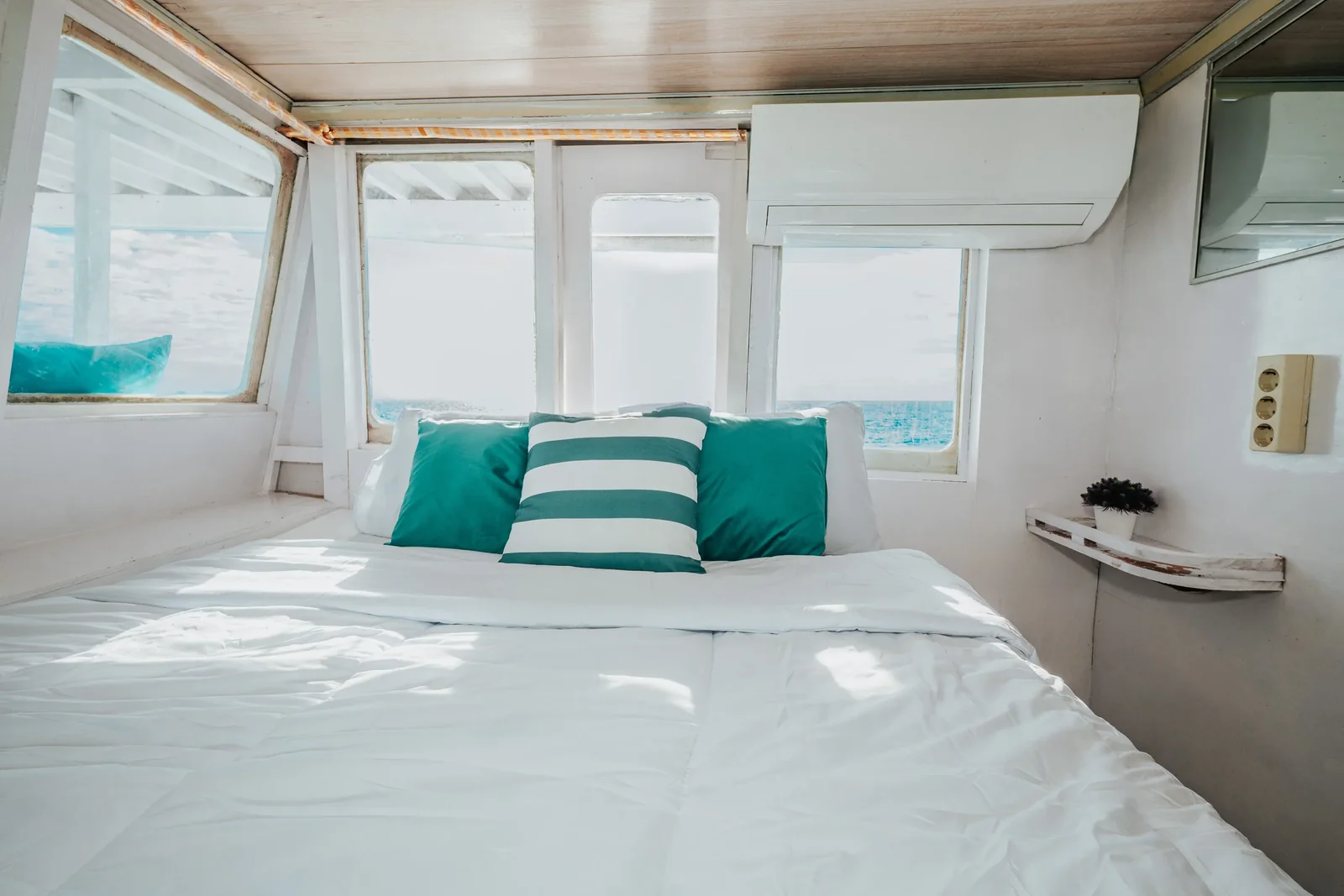 Private Cabin 2