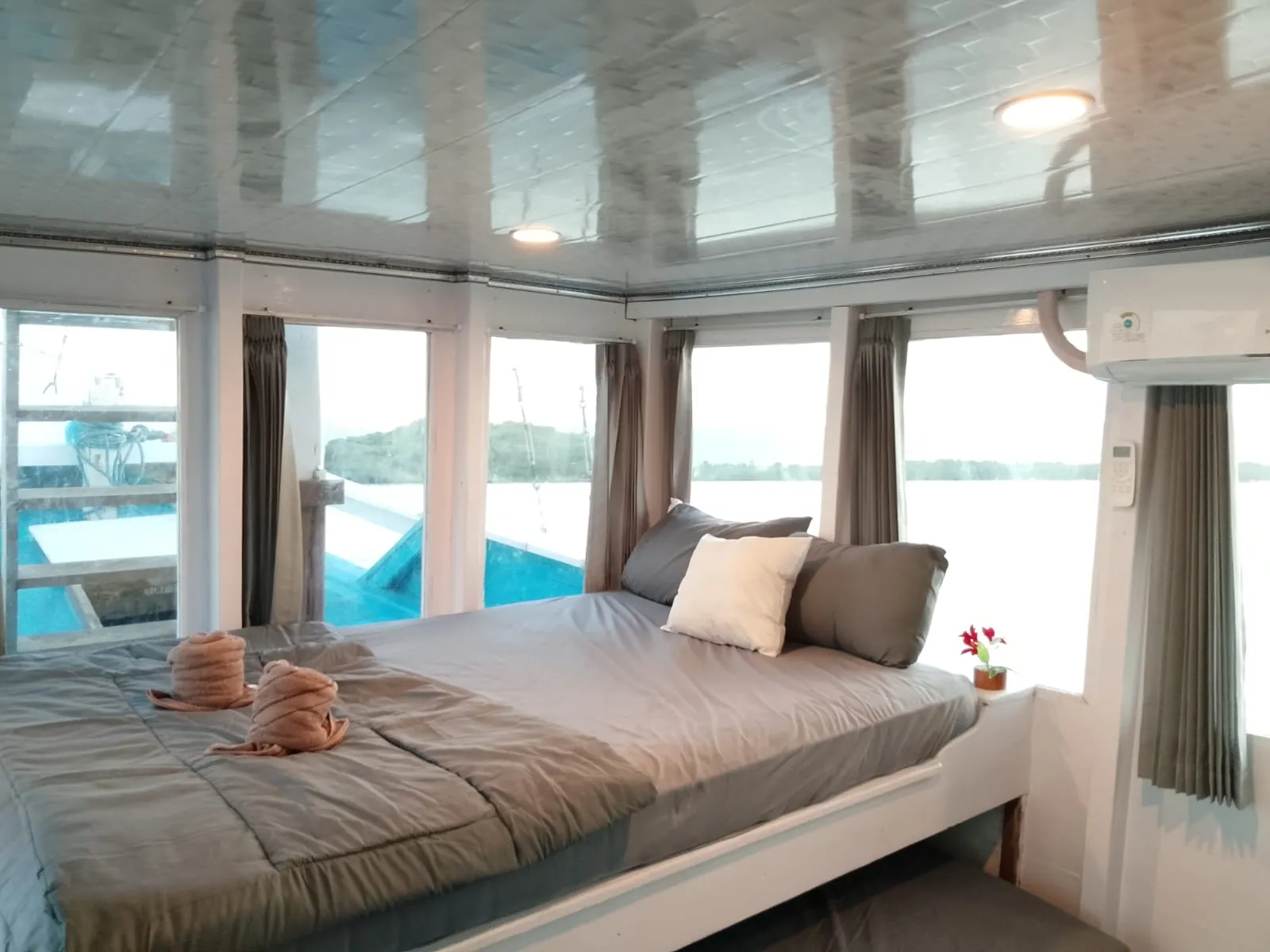 Suite Cabin