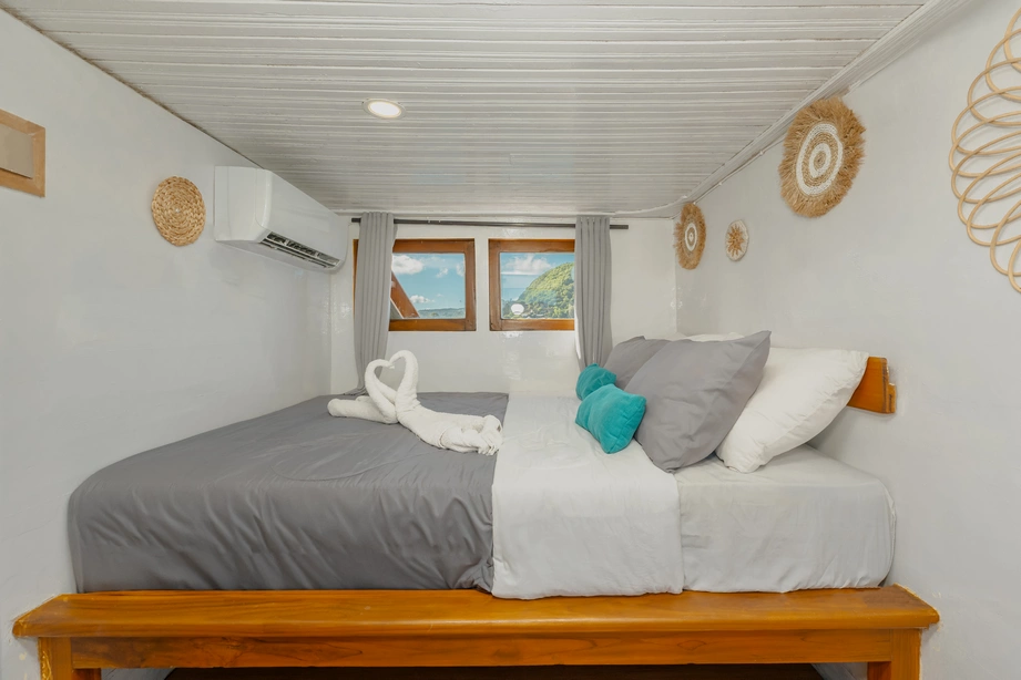 Private Cabin 1