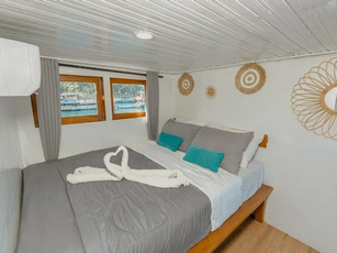 Private Cabin 1