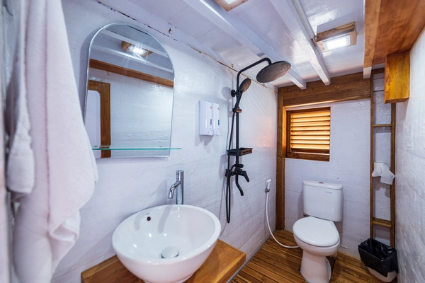 Shared Cabin 1