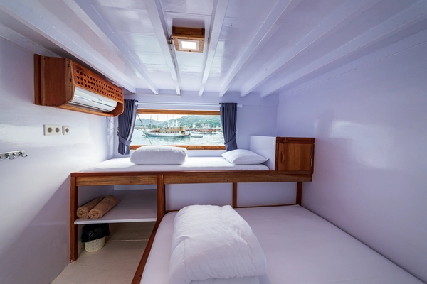 Triple Cabin 1