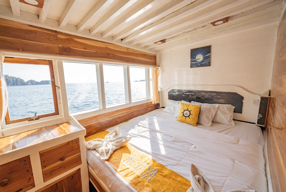 Full Ocean Cabin 1