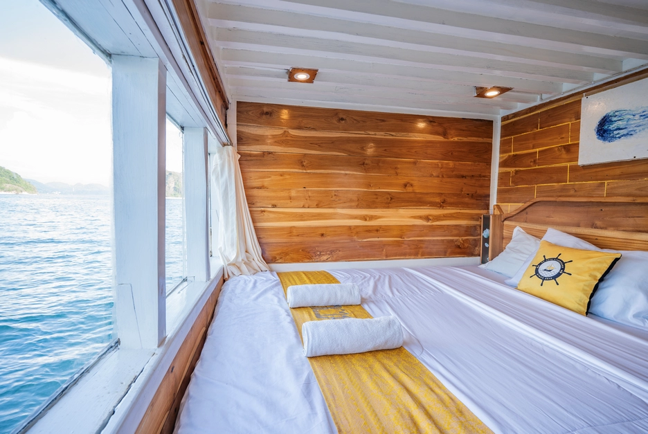 Full Ocean Cabin 2