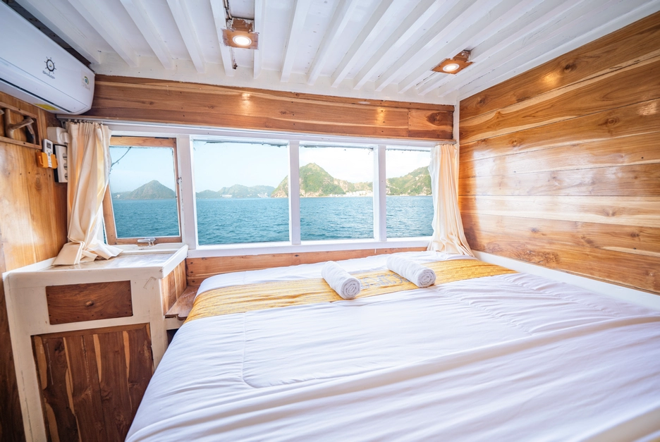 Full Ocean Cabin 2