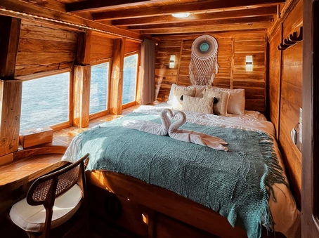 Deluxe Cabin 1