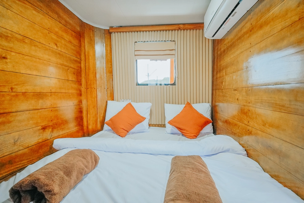 Superior Cabin 2