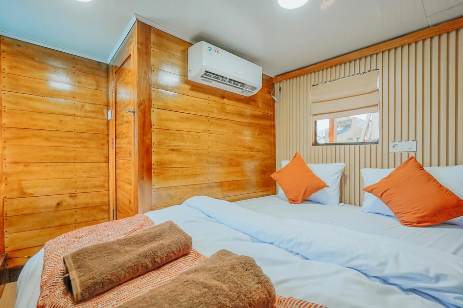 Superior Cabin 2