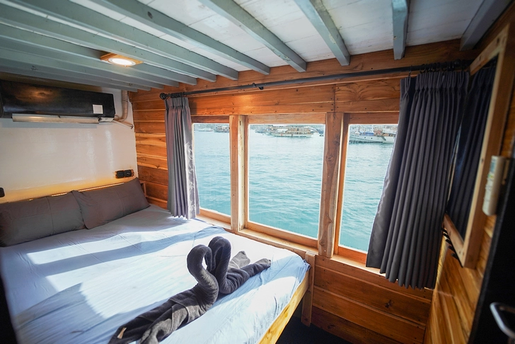Deluxe Cabin 2