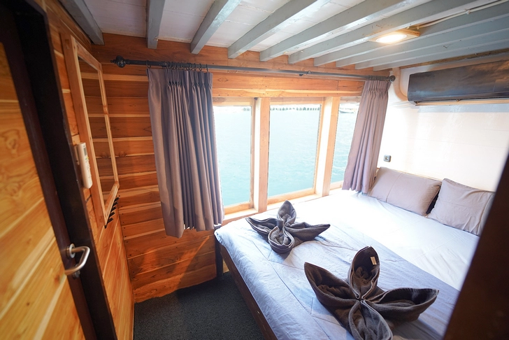 Deluxe Cabin 2