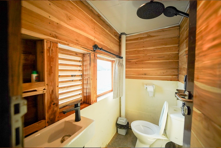 Signature Cabin 1